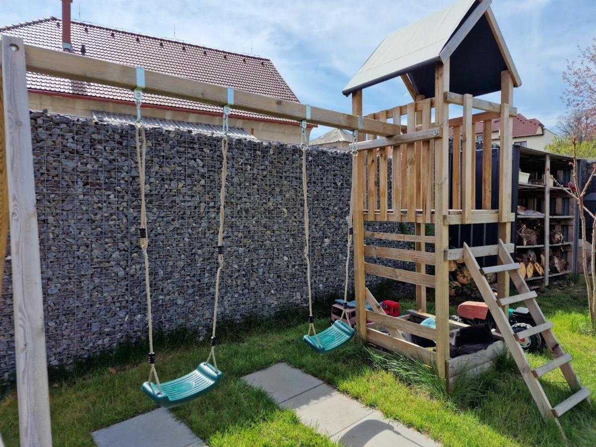 Apartmany Pod Capy, Nasavrky Luaran gambar